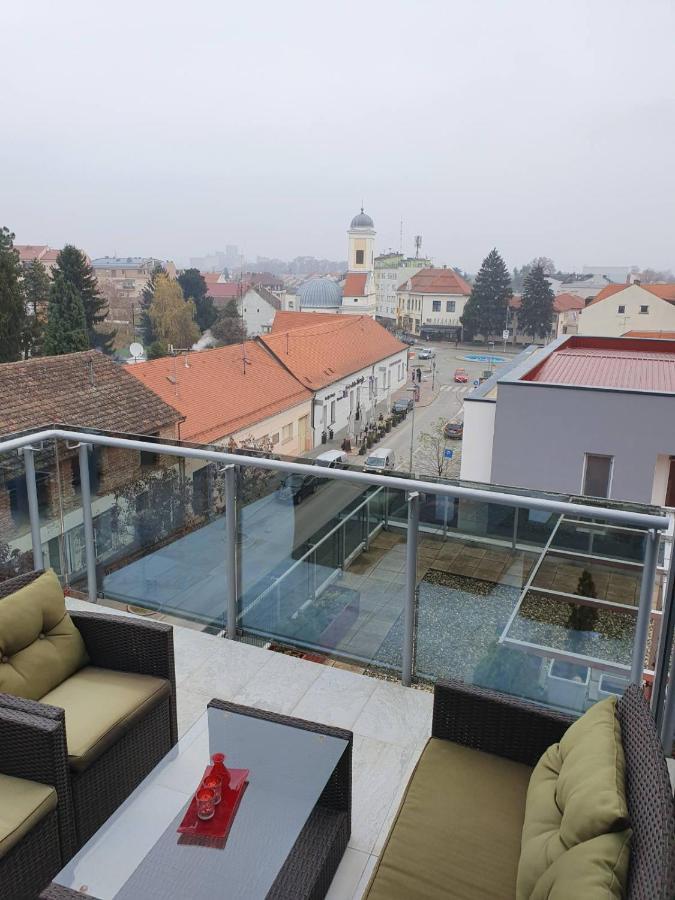 Penthouse Heart Of Slavonia **** Dakovo Exterior foto